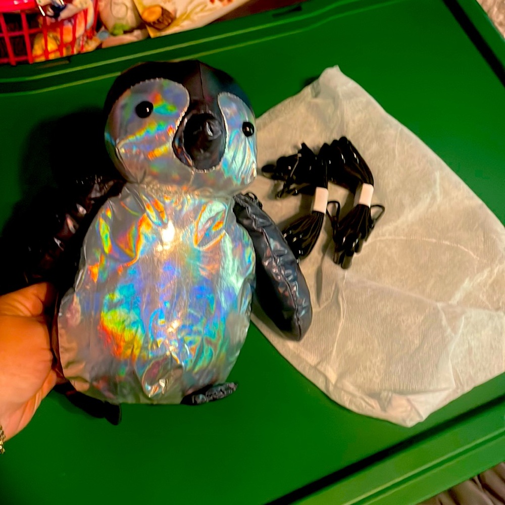 Dollskill penguin purse